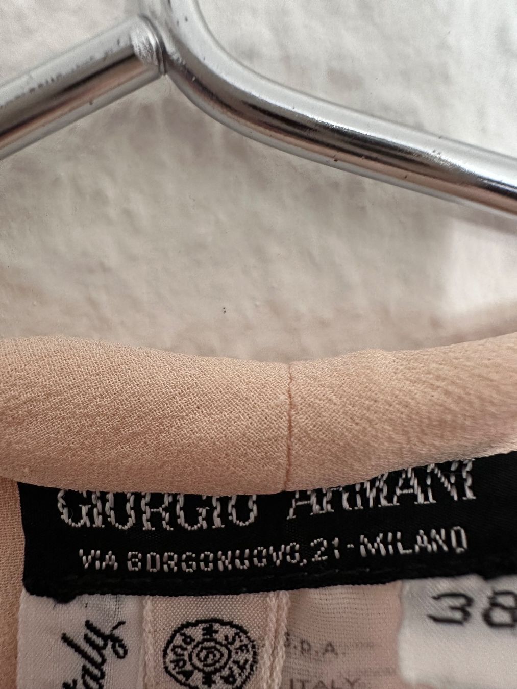 Armani Camicette: Rosa Vintage Armani Bluse Seide – Usato da Zürich venduto da julia_le 1
