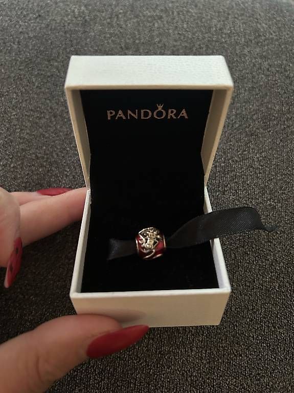 Ciondoli: Pandora Mushu Drachen-Charm – Nuovo e nell'imballaggio originale da Frauenfeld venduto da Portuguesaa