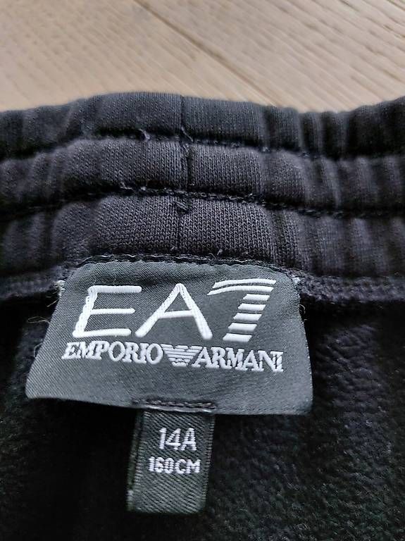 Pantaloni: Armani Hose – Usato da Cham venduto da sil_cqh2 2