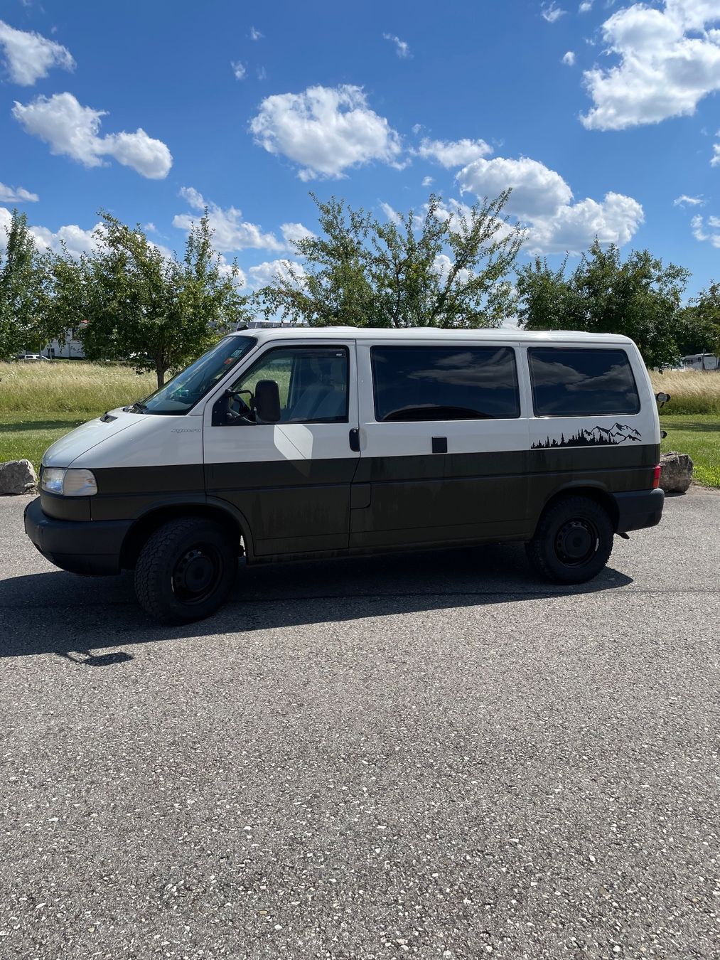 VW Camping Fahrzeuge: VW T4 Camper mit Allrad mit MFK neu – Gebraucht aus Gossau SG von KIlianKessler