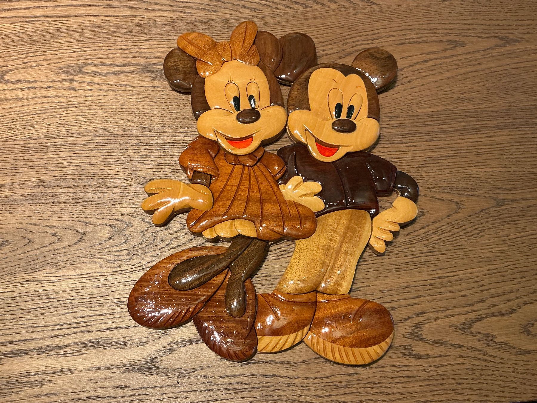 Toutes les décorations: Holzbild Micky Maus & Minnie Maus – D'occasion à Würenlos par Starceve 1
