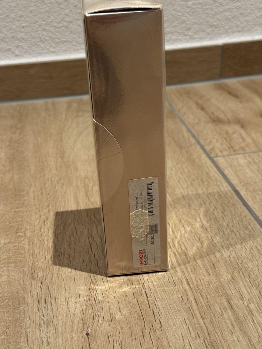 Parfum & Eau de Toilette: Aura ORIGINALVERPACKT – Neu und originalverpackt aus Dintikon von ile_sbq6 2