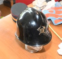 alter SCHWEIZER Feuerwehr - Helm v. MISPA TORINO gr 57
