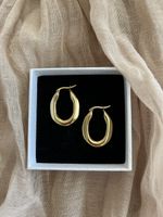 Goldene Ohrringe, neu und ungetragen, perfektes Geschenk!