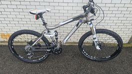 TREK Fuel EX 9