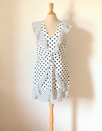 NEW $248 BCBG Max Azria White Polka Dot Dress 36