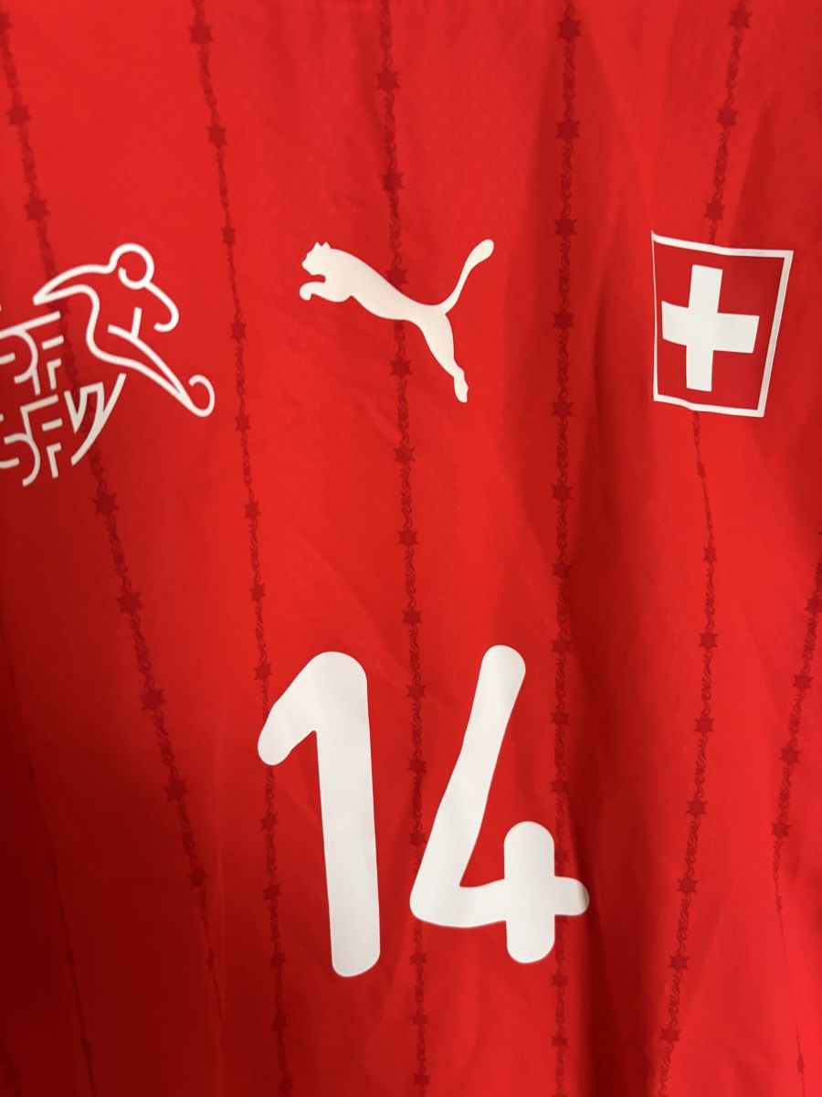 Schweizer Nati Canottiere & Pantaloni: Fussball Tricot, Schweizer Nationalmannschaft – Usato da Dielsdorf venduto da Nlj2 5