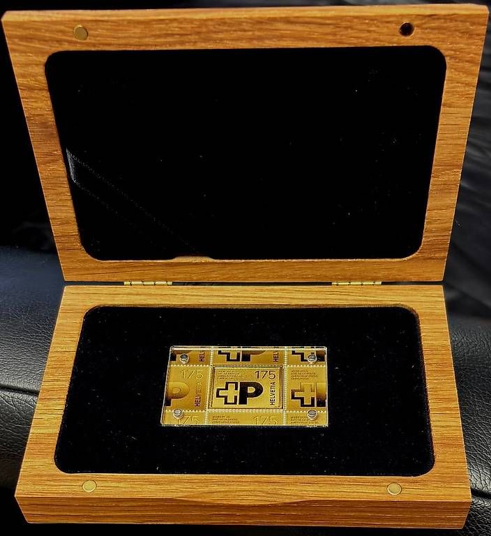 Metalli preziosi: 175 Jahre Schweizer Post goldene Briefmarke Nr. 4 / 175 – Nuovo e nell'imballaggio originale da Emmenbrücke venduto da DanielStulz62