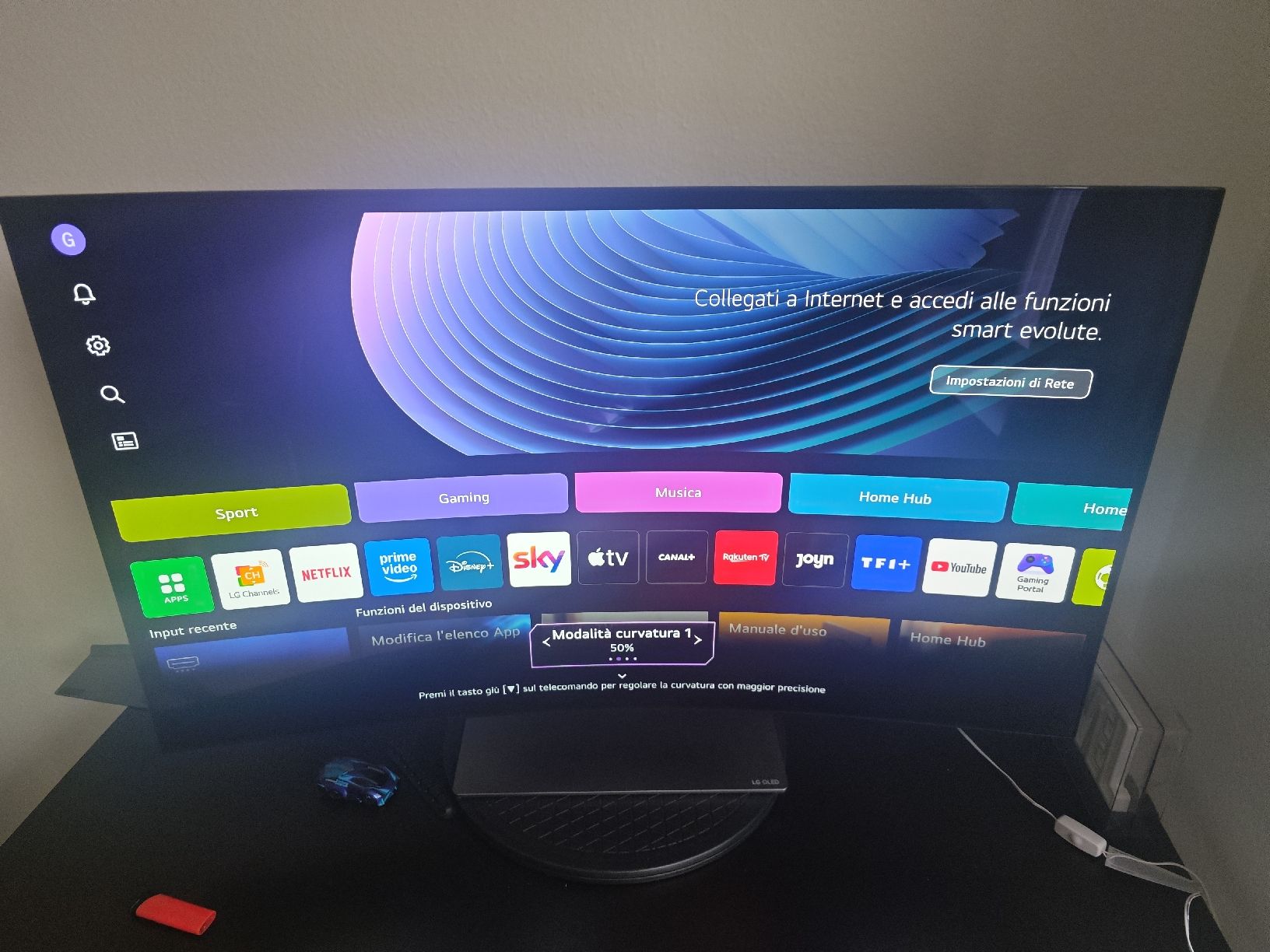 LG Televisori: LG Flex 42" oled – Usato da Hergiswil NW venduto da ant_qs5q 2