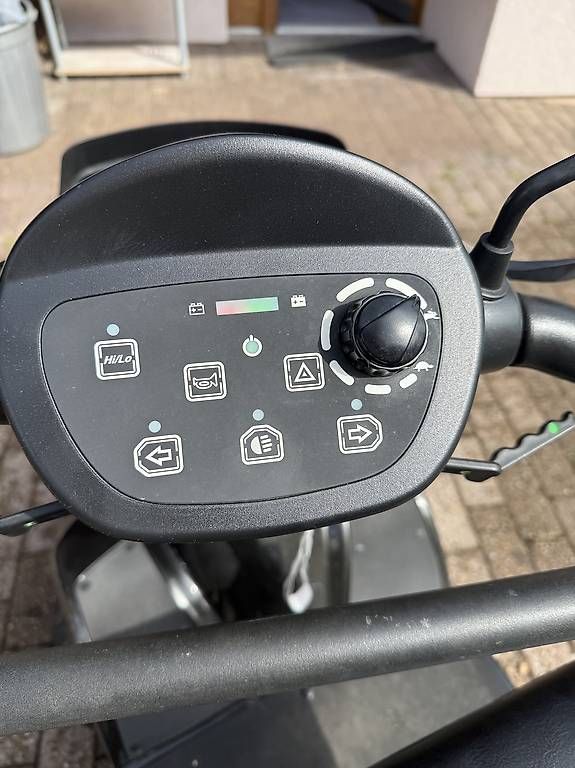 Voiturettes électriques: Elektromobil / Senioren-Scooter SPARK ST5D – D'occasion à Waltenschwil par Levin.Wiederkehr 2