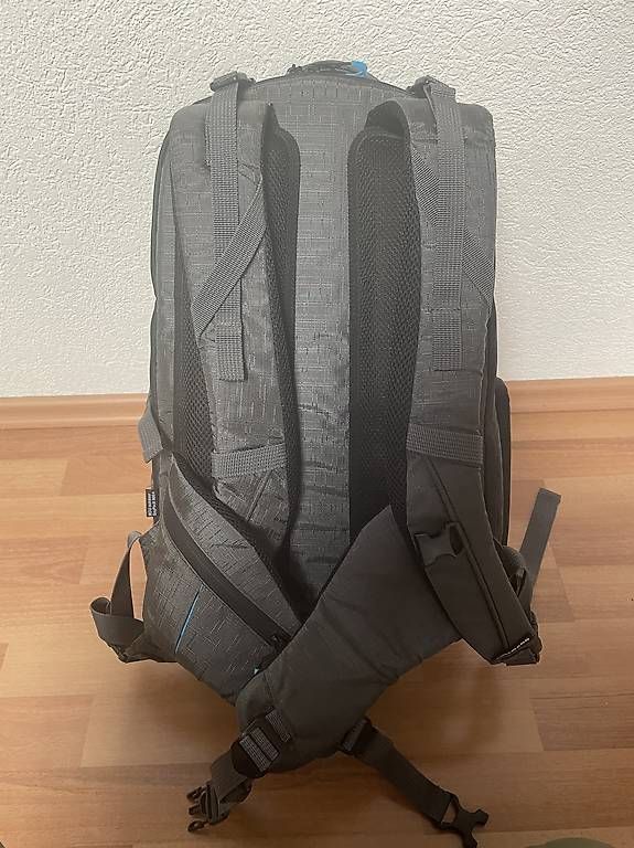 Zaini: Fotorucksack NEU Xcu Outdoor DayPack Cullman – Usato da Gelterkinden venduto da hel_j2b6 1