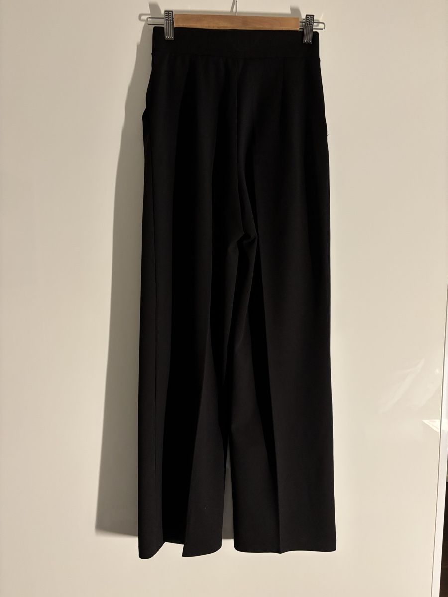 H&M Pantaloni: H&M Black wide trousers – Usato da Wollerau venduto da Dolder23 3