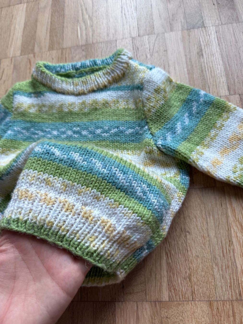 Pulls et sweat-shirts: Handgestrickter Kinder Pullover, Grösse 74/80, Wolle Mix – Neuf (Voir description) à Zürich par mybuybye 1