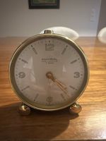 Wecker Amyral Fab Looping 7 Rubis grün goldfarben