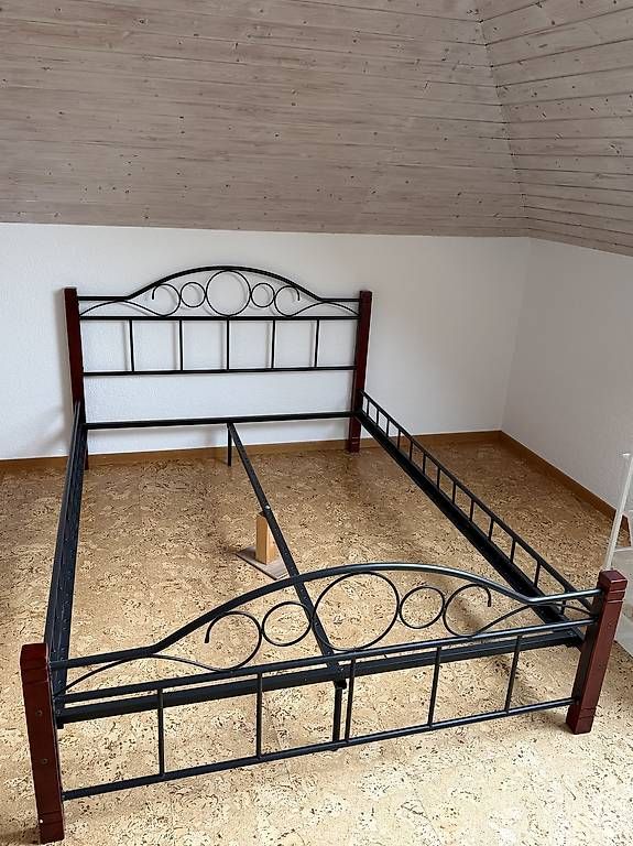 Letti: Bettgestell 140cm x 200cm – Usato da Bleienbach venduto da Chi_Cari