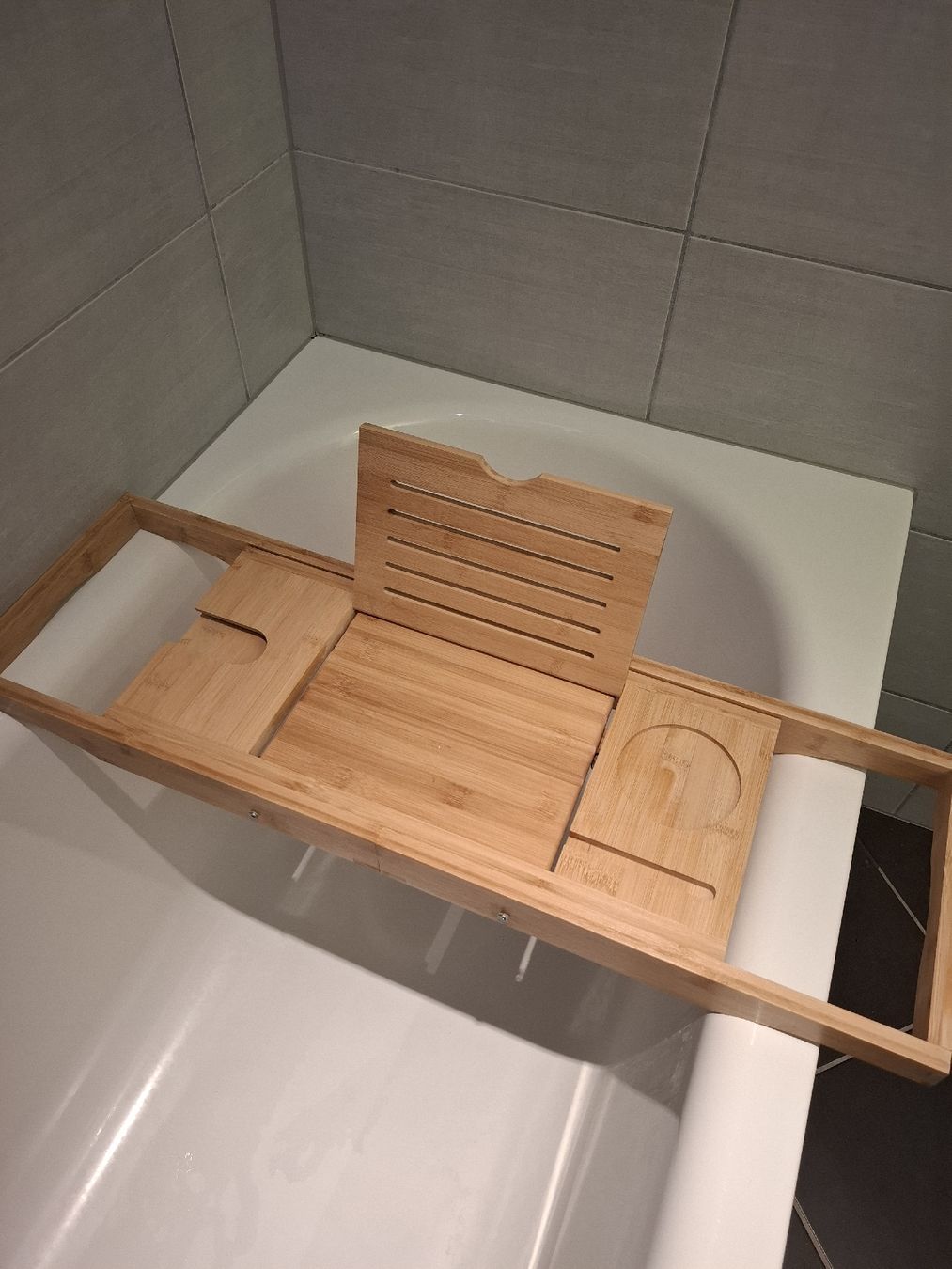 Ripiani per scaffali: Plateau de bain en bambou ajustable – Nuovo (secondo la descrizione) da Neuchâtel venduto da FloKo88