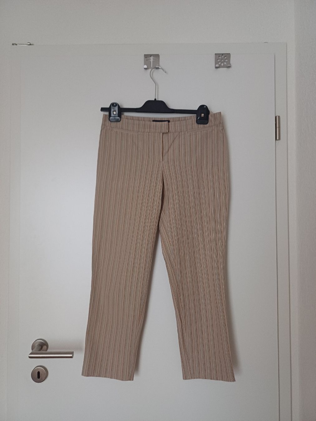 Pantaloni: Pantalon Piazza Sempione rayé, taille 44, coton – Usato da Boudry venduto da JulieG13