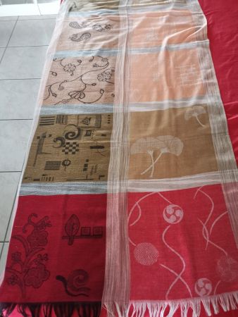 Grand châle aux couleurs automnales