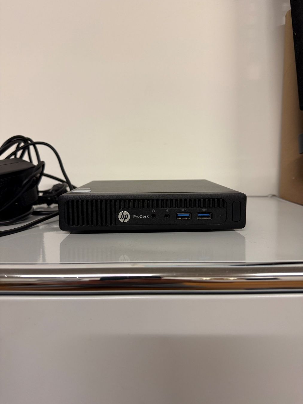 Hewlett Packard PCs: HP ProDesk 400 G2 Mini - 256 SSD - 8 GB Memory – Gebraucht aus Oberentfelden von KAL_EL