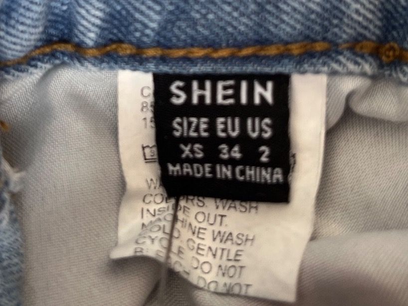 Shein Jeans: SHEIN jeans gr XS 34 – Usato da Adligenswil venduto da Phoenix2017 3