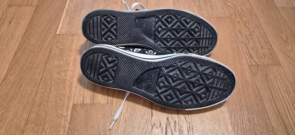 Scarpe da uomo: Converse All Star Chucks – Usato da Zuerich venduto da Manu_bu 1