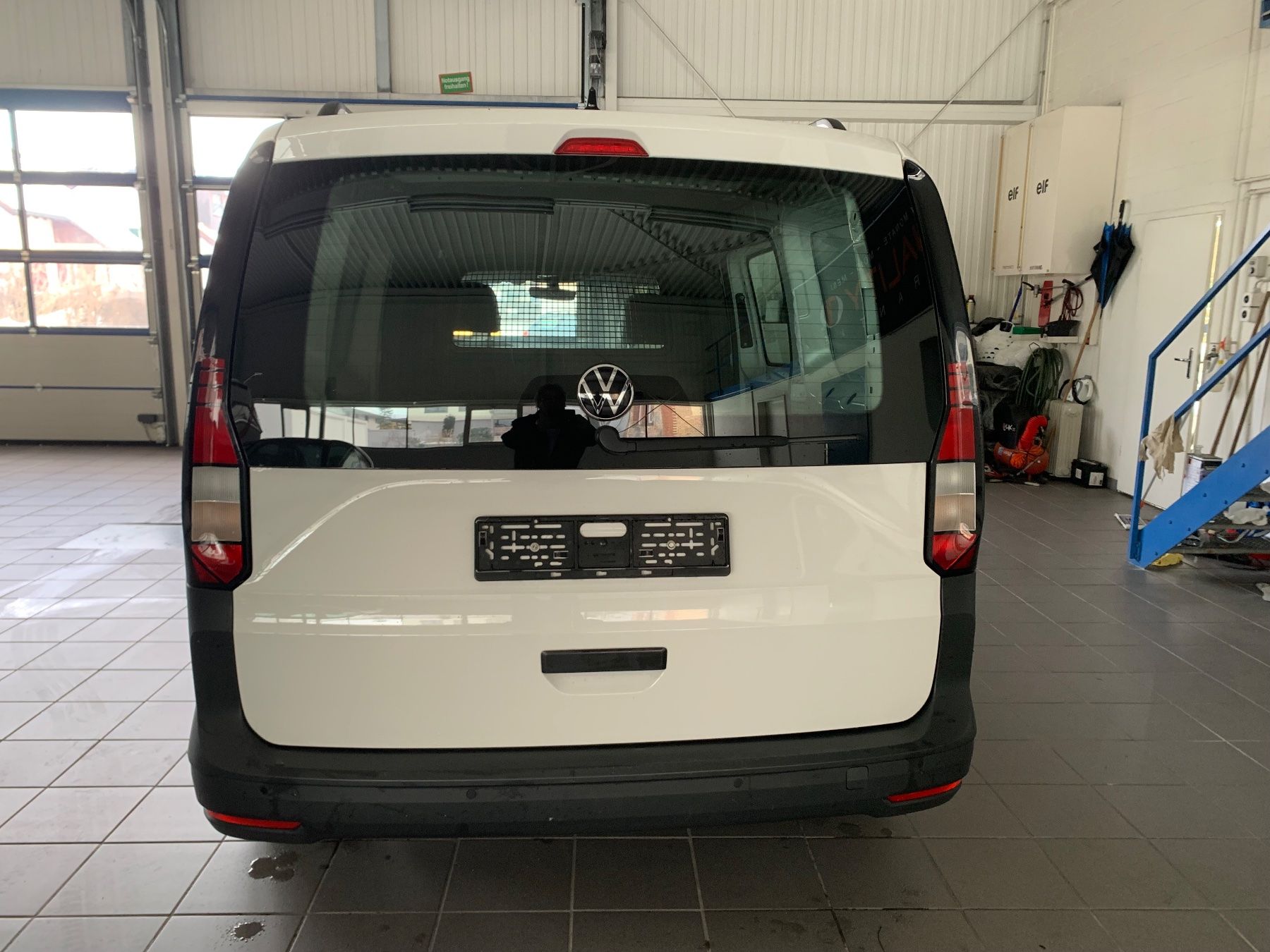 VW Nutzfahrzeuge: VW CADDY 2,0TDI MAXI MIT KLIMA U. NAVIGATION MIT  78350KM – Gebraucht aus Buttikon von Sru54 2