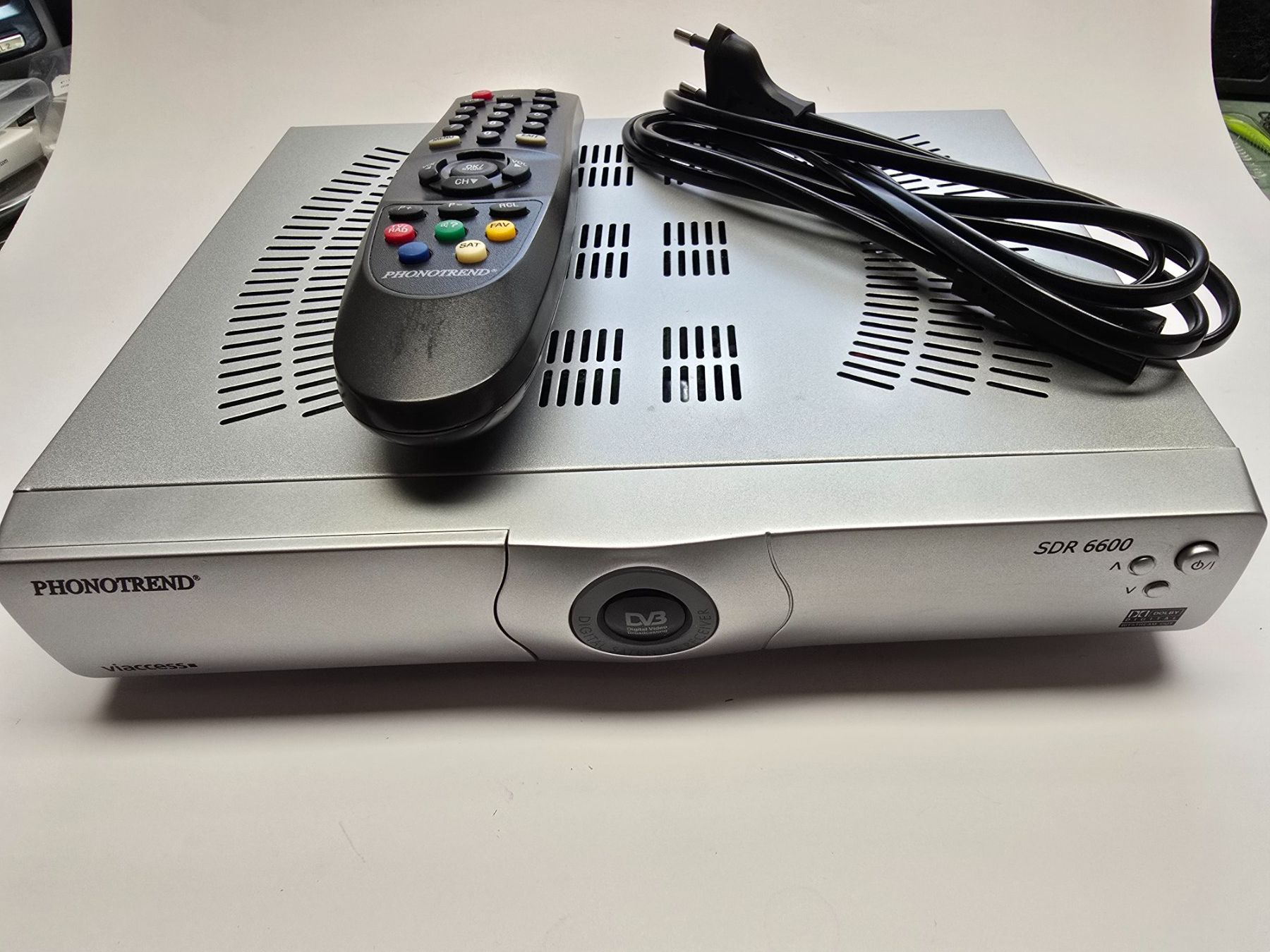 Ricevitori: Digital SAT-Receiver Phonotrend SDR6600 – Usato da Balgach venduto da Zwickau01