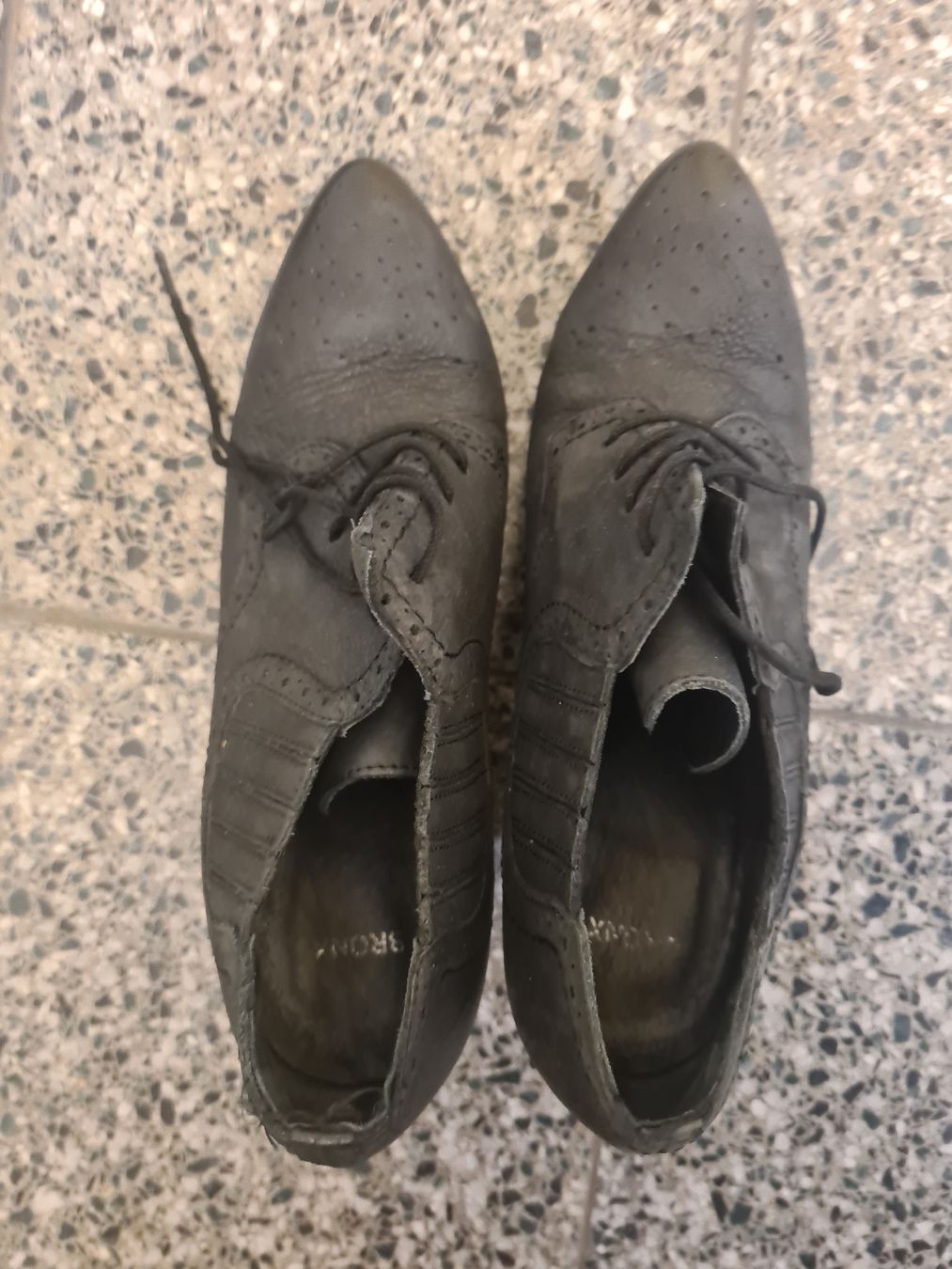 Scarpe da donna: Stiefeletten mit Keilabsatz, Gr. 39.5 – Usato da Zürich venduto da nel_k752 2