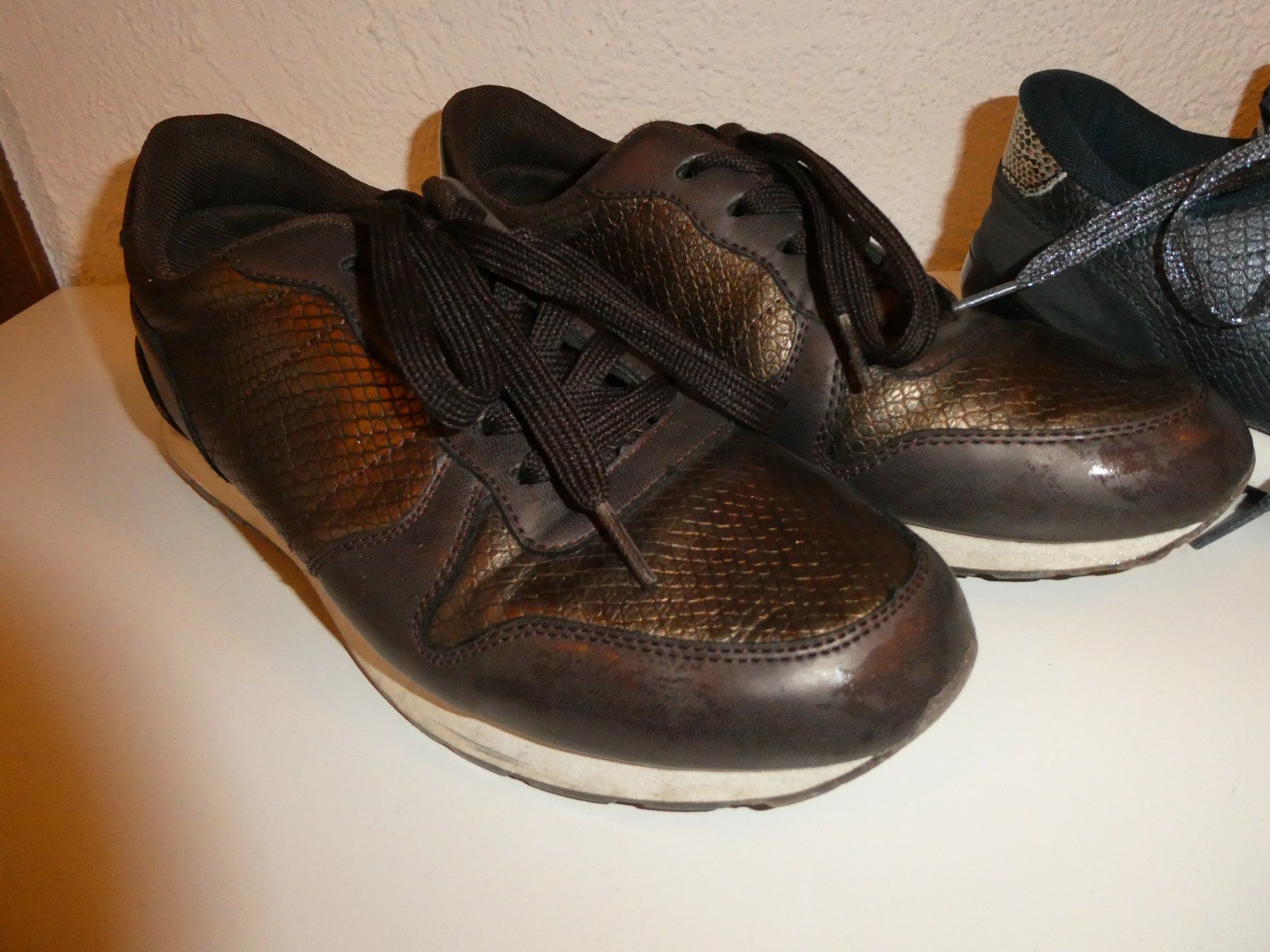 Damenschuhe: Halbschuhe Gr. 40 – Gebraucht aus Mels von KOSL 1