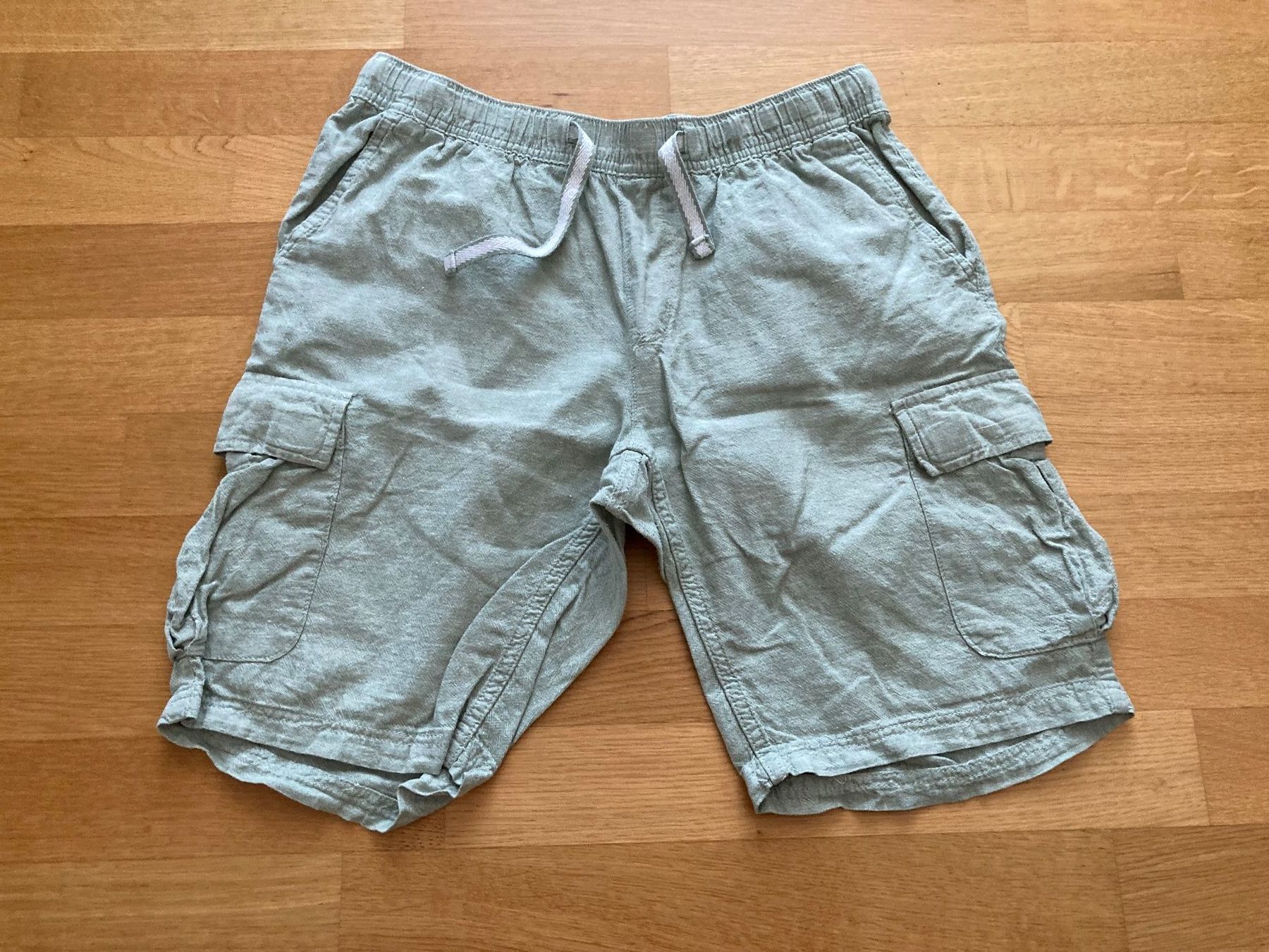 Pantaloni: (A/G) Livergy Shorts 48 – Usato da Jonen venduto da Sevenb