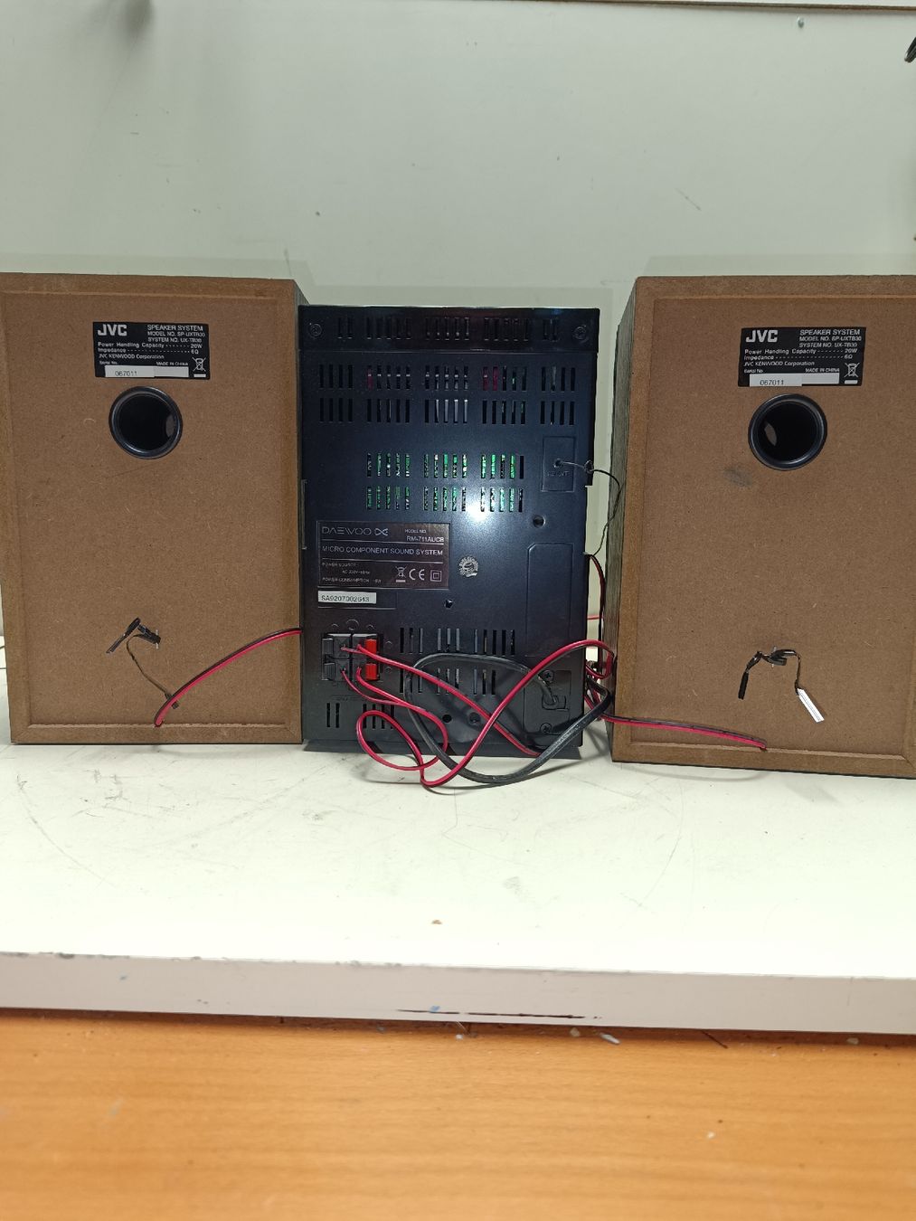 Daewoo Lettore multimediale & Streamer: Daewoo Micro Sound System RM-711AUCB (em69) – Usato da Künten venduto da Schnaepplihuus 4