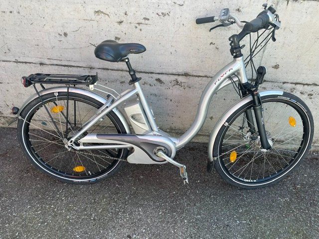 Flyer Vélos: vélo électrique  " Flyer " – D'occasion à Ursy par DK8