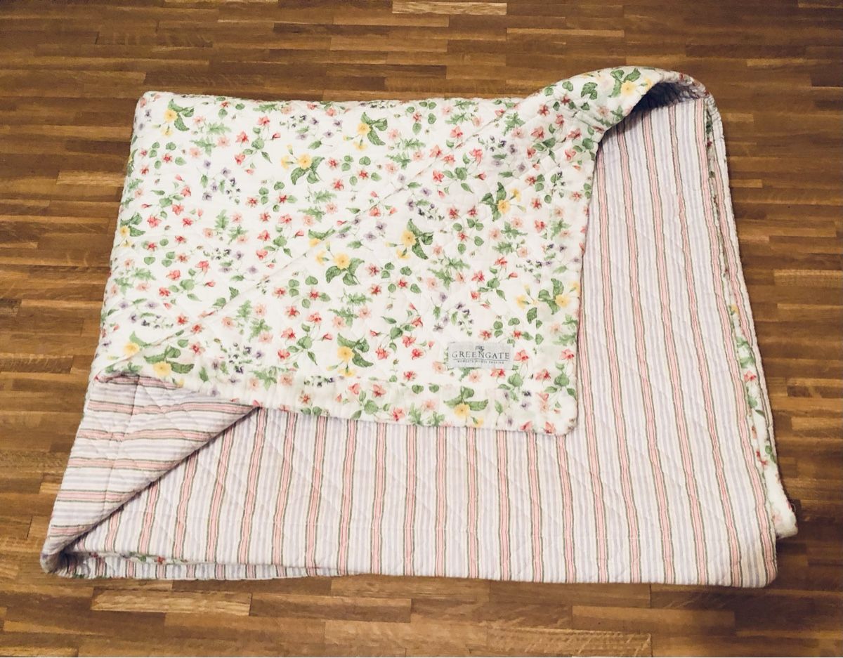 Coperte: Green eTagesdecke..Neu.. – Nuovo (secondo la descrizione) da Hünenberg venduto da Smile77.. 1