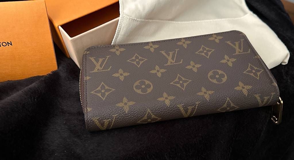 Louis Vuitton Portamonete: Louis Vuitton Portafoglio Zippy – Usato da Sigirino venduto da p_m_9zwg 3