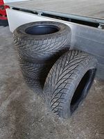 Pneus route/été SUV-4x4