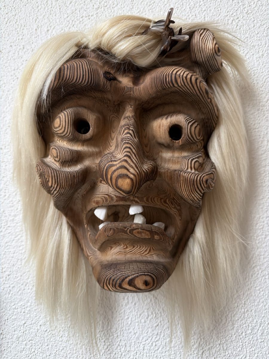 Autres antiquités ou arts: Lötschentaler Holzmaske – D'occasion à Biberist par Momo33