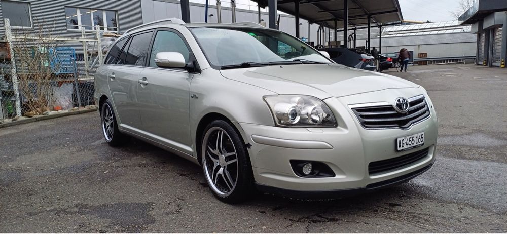 Toyota Avensis 2.2D-Cat