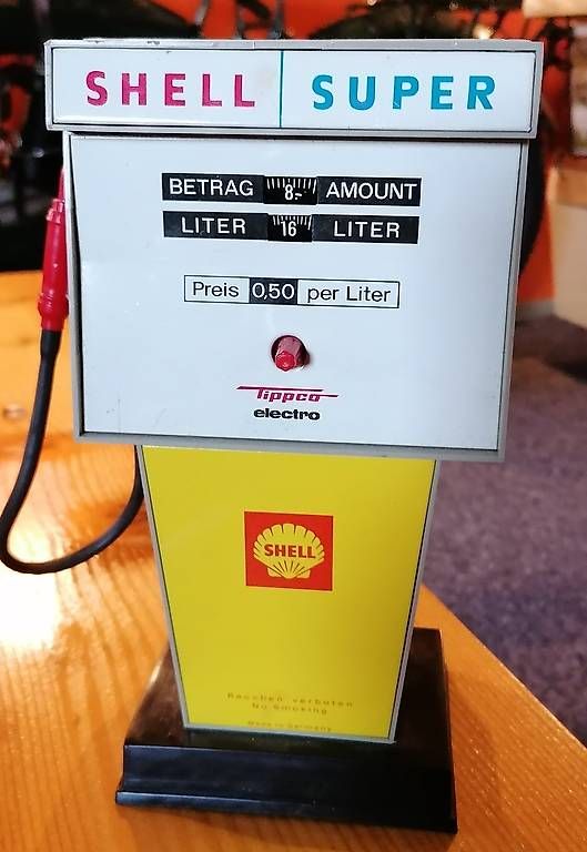 Shell Altre raccolte & rarità: Shell Tanksäule aus Kunststoff – Usato da Stüsslingen venduto da Sandsalz 2