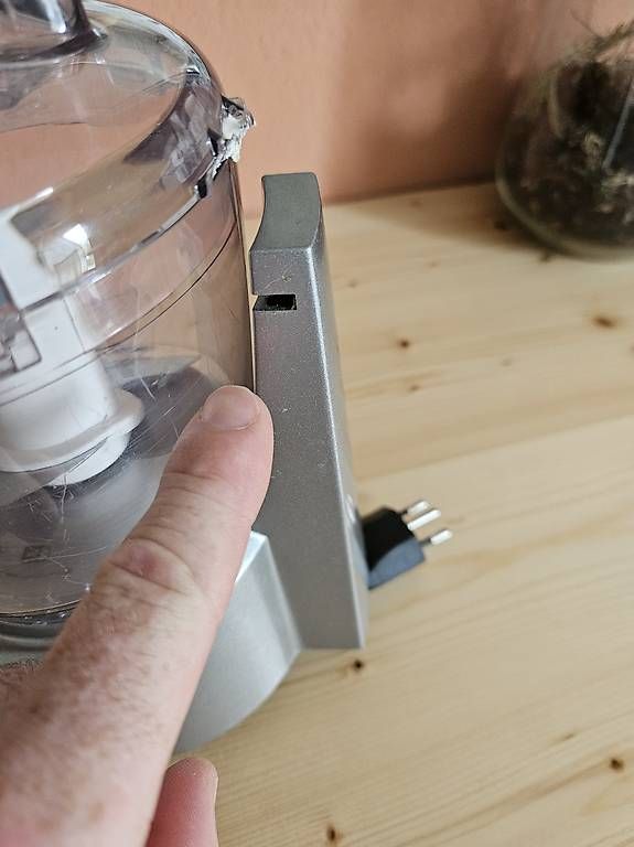 Elettrodomestici da cucina: Robot mixeur cuisinart – Usato da Collombey venduto da rubrub 1