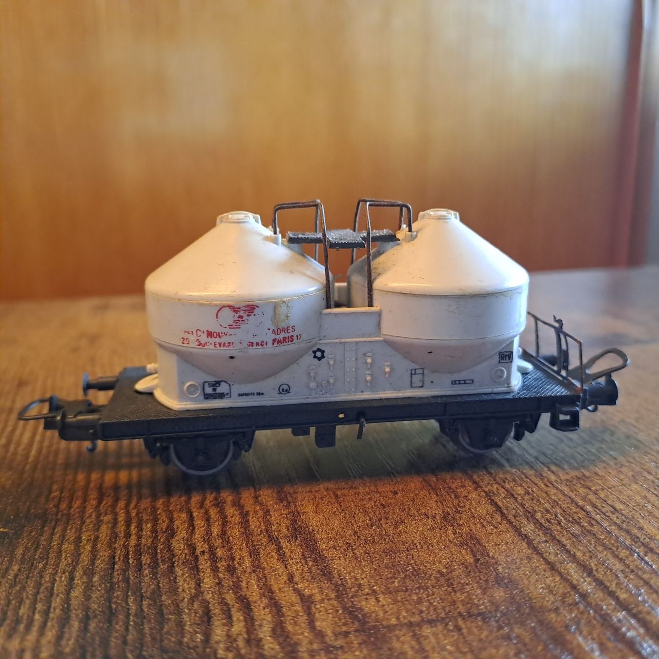 Lima Modellini di ferrovie: Lima Silowagen SNCF – Usato da Bertschikon Gossau venduto da Singeruwe