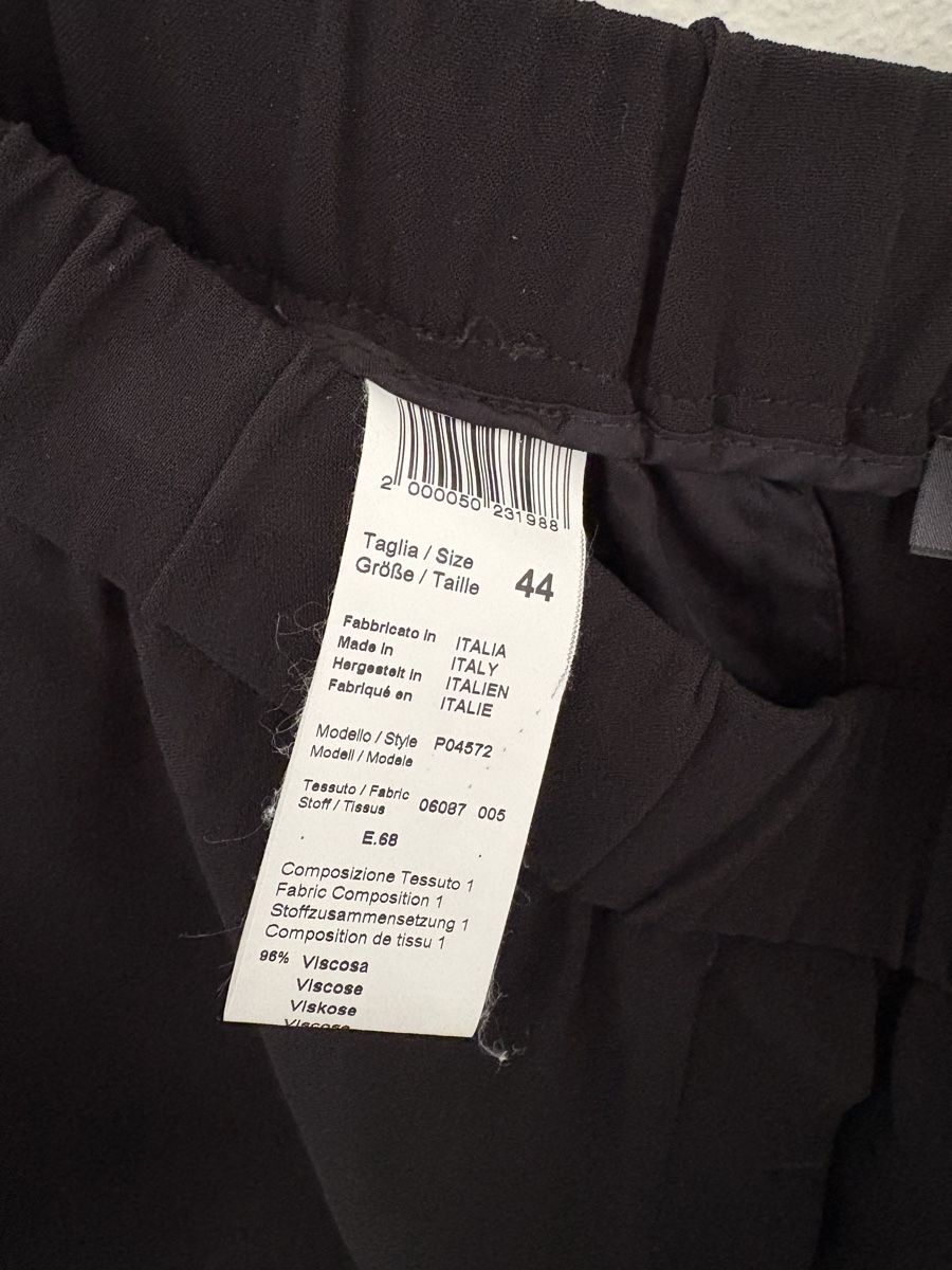 Peserico Hosen: Peserico Hose Schwarz Glitzer 38 – Gebraucht aus Zug von Zug-Queen 3