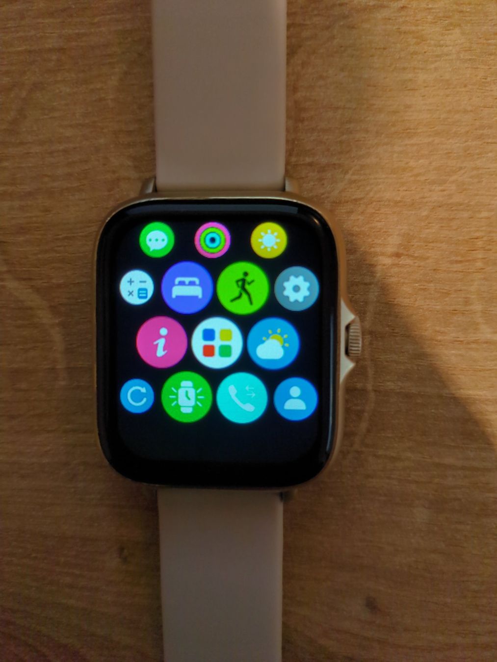 Smartwatch: Smart Watch - Apple look – Neu und originalverpackt aus Corminboeuf von MrGP87 6