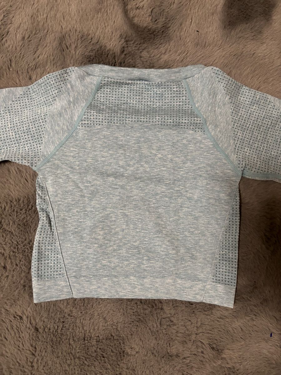 Top: Even&Odd Active Top, M/L, Light Blue, Excellent Condition – Nuovo (secondo la descrizione) da Wichtrach venduto da Re_Fit 1