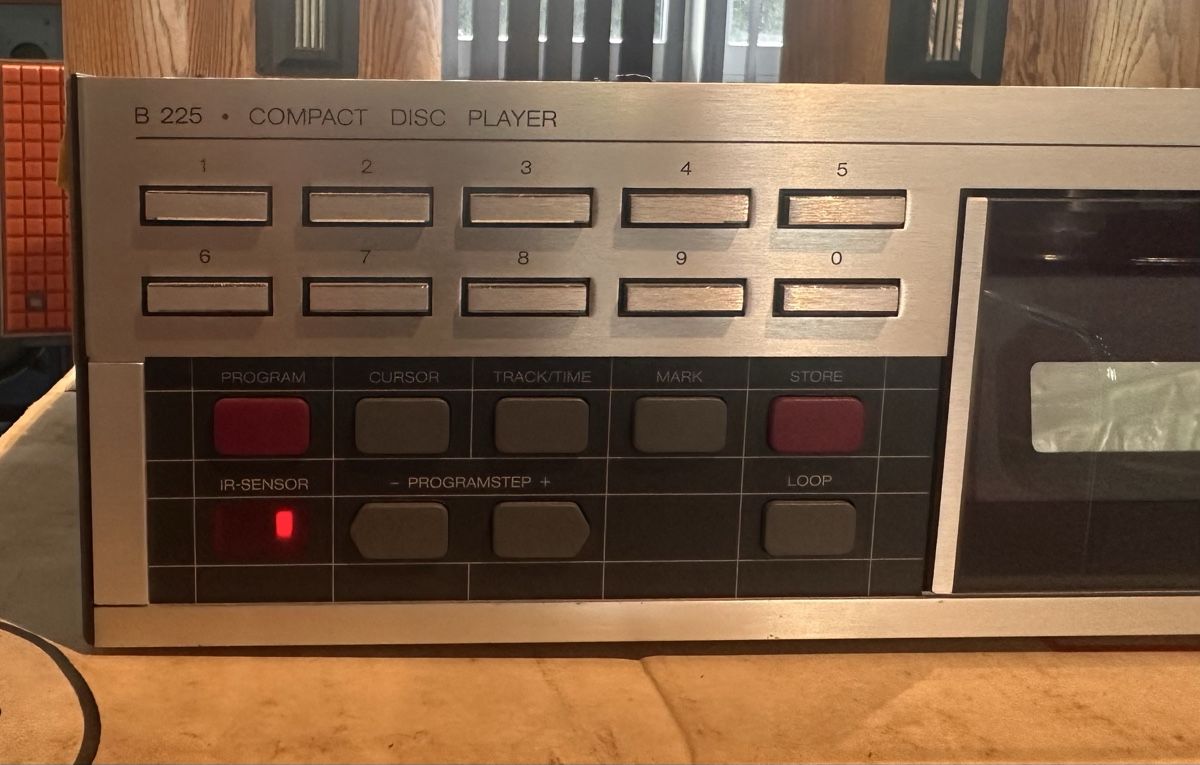 Revox Lettore multimediale & Streamer: Revox B 225 cd player – Usato da Vevey venduto da Dborg 1