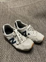New Balance Sportschuhe Grau Vintage Design Grösse 45.5