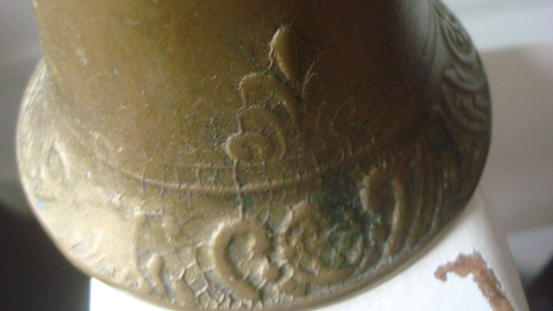 Alle Dekorationen: Alte Tischglocke Messing 14 x 9 cm – Gebraucht aus Münchenstein von Pesci6 1