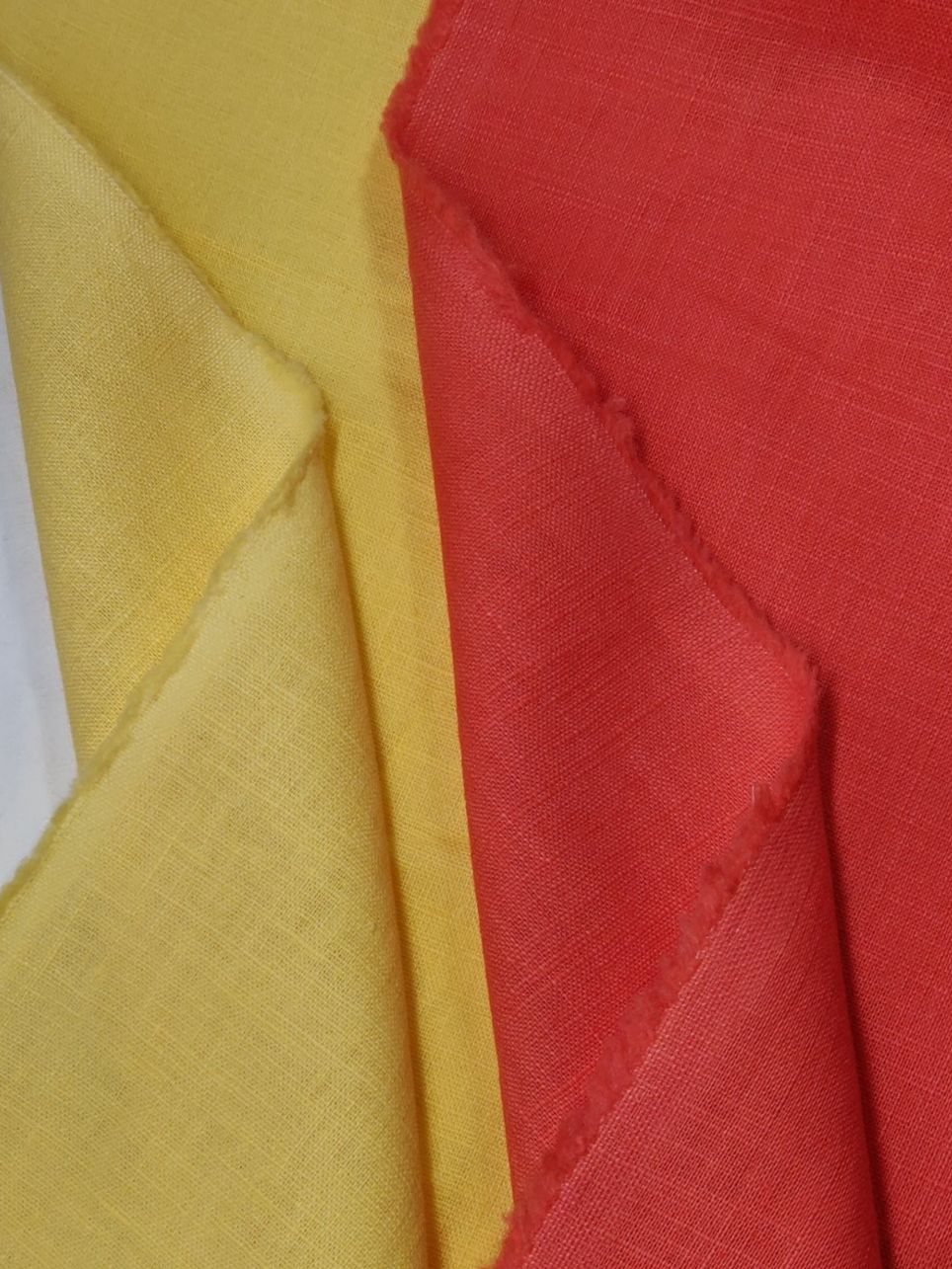 Tessuti: Ital. Designer Leinen Stoff leicht 1.50x1.40m soft giallo – Nuovo (secondo la descrizione) da Lufingen venduto da Voyager7 1