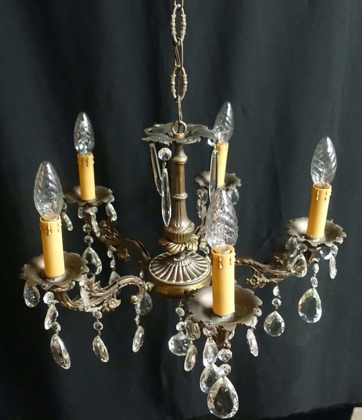 Lampadari & plafoniere: Kronleuchter, Kristallleuchter – Usato da Rumlikon venduto da Ambiente_Brocante
