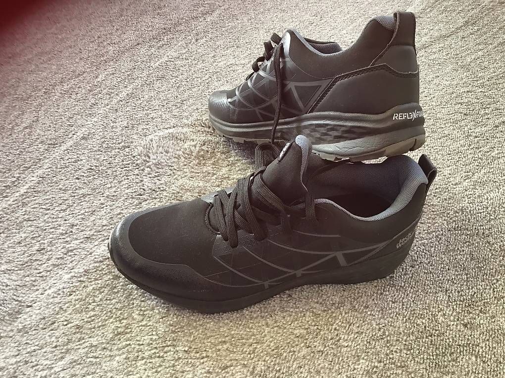 Scarpe da uomo: Scarpe uomo tg.44 – Usato da Preonzo venduto da Antos01