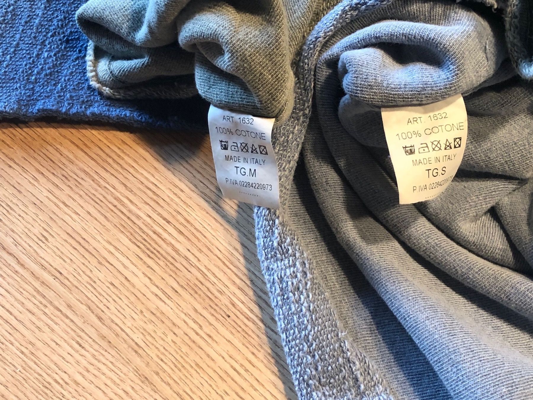 Maglioni & Felpe: 2 Herrenpullover " CIRCUS RED" Gr. S+M – Usato da Röschenz venduto da Tashroal 9